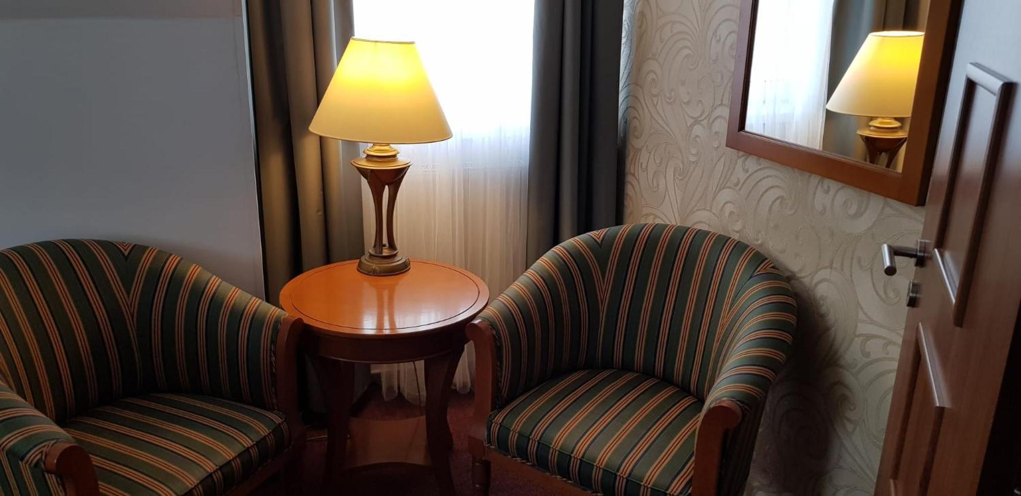 Hotel A Restaurace Pomezi Cínovec المظهر الخارجي الصورة
